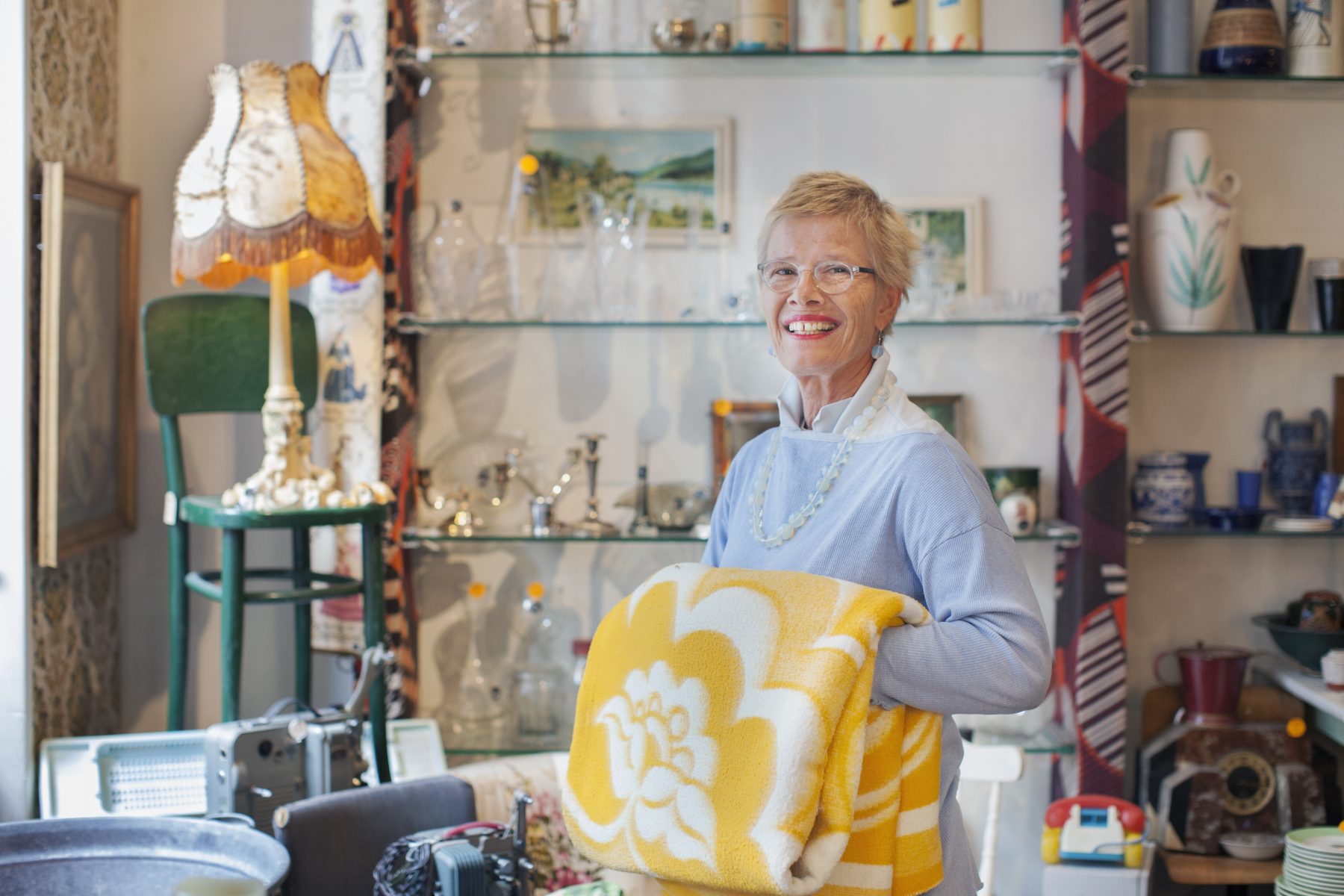 Cleaning at Golden Years Relocation