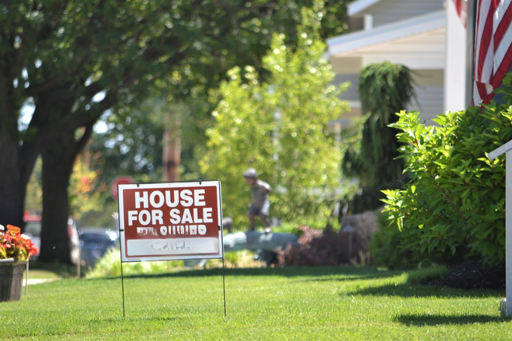 Real Estate Sales for Seniors at Golden Years Relocation